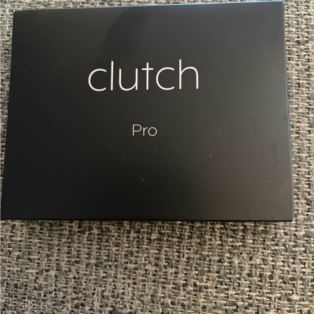 Clutch Pro Lightning Portable Phone Charger
